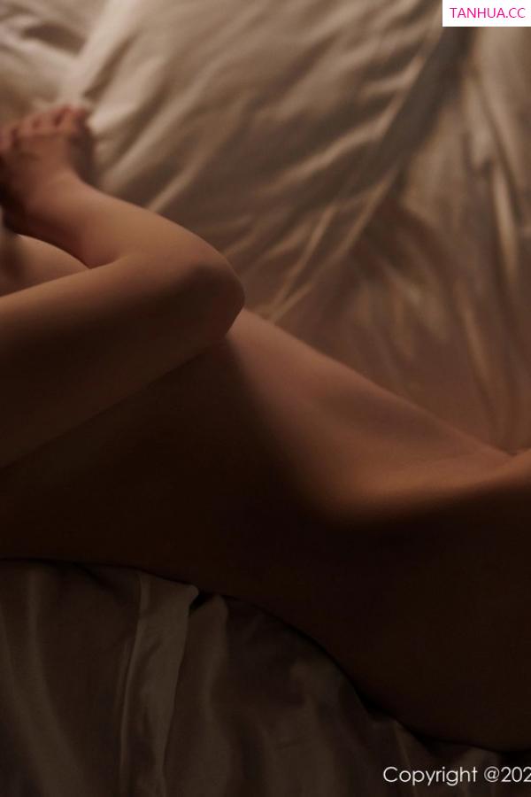 吴雪瑶  [XiuRen]高清写真图 2023.05.06 No.6687 吴雪瑶 睡裙美腿第65张图片